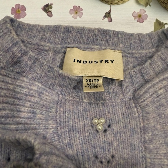 Industry Gray Ruffled Sweater with Pearl Embellishments size XS - Picture 5 of 6